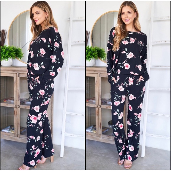 1 LEFT! Black Floral Lounge Set - Picture 2 of 8